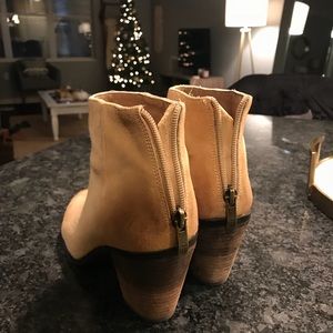 Vince Camuto Graysen Booties